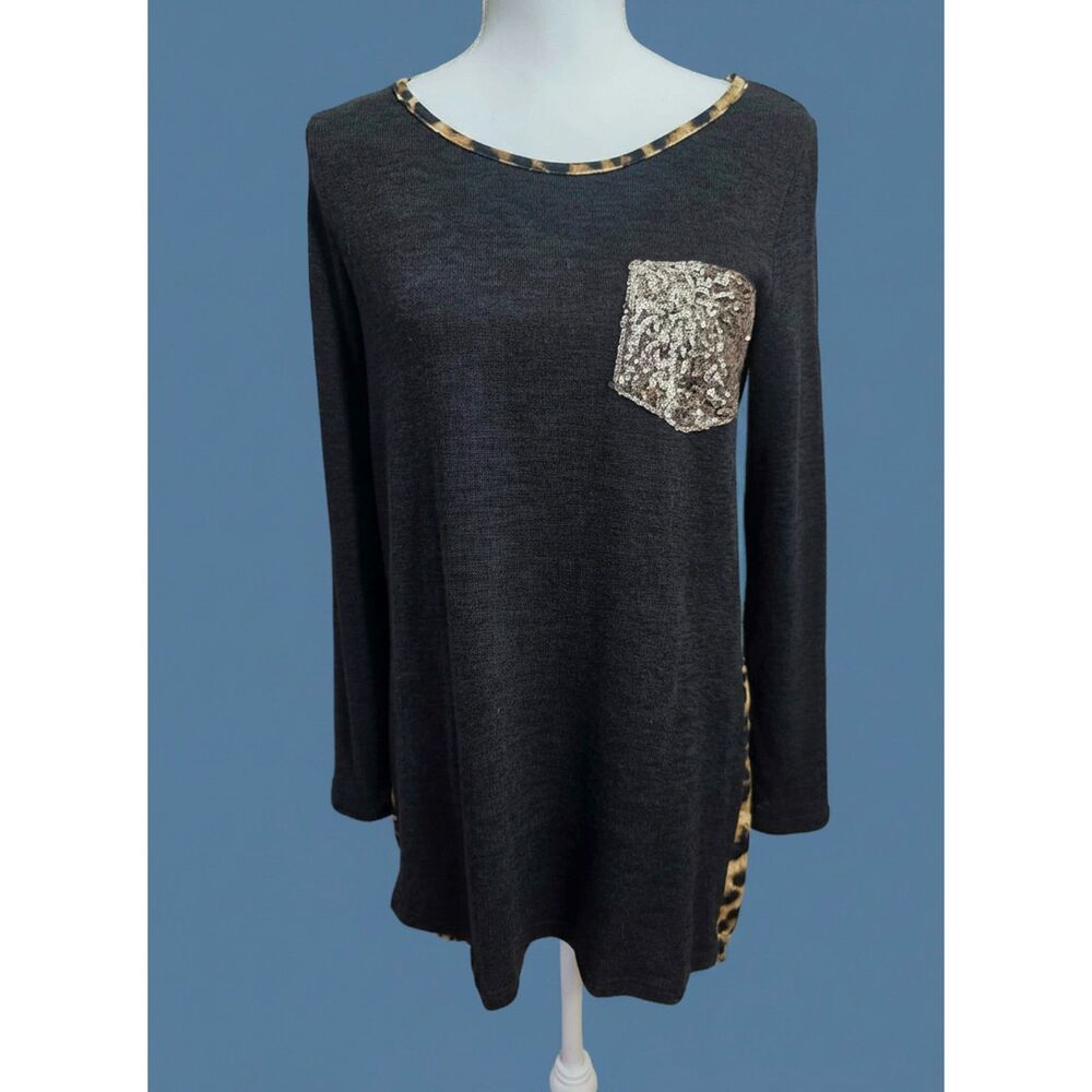 Lovely J Leopard Print High-Low Tunic Top Medium Black Sequin Pocket - Boutique